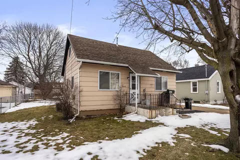 1036 W Bell Ave, Appleton, WI 54914