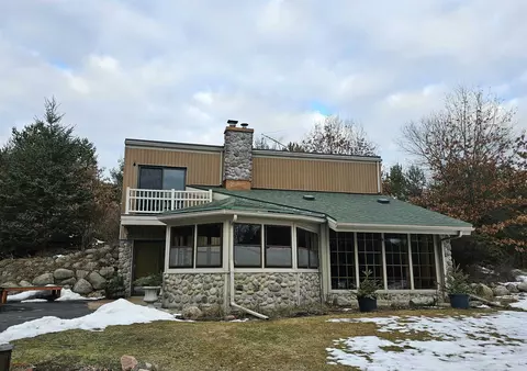 e2254 Dayton Road, Waupaca, WI 54981