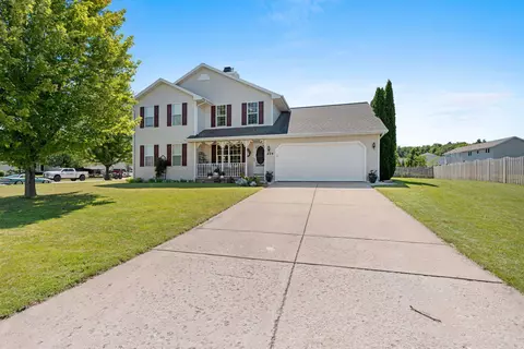 426 Scotchwood Rd, De Pere, WI 54115