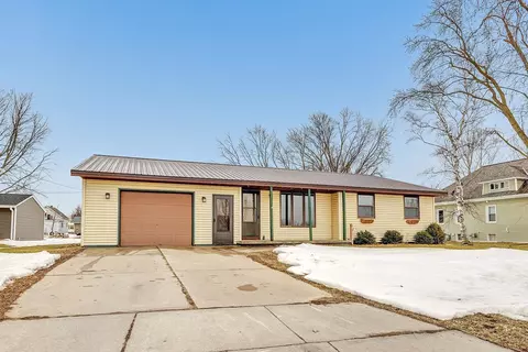 622 E Pulaski St, Pulaski, WI 54162 photo 16