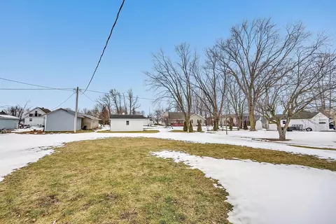 622 E Pulaski St, Pulaski, WI 54162 photo 19