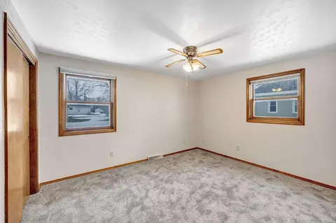 622 E Pulaski St, Pulaski, WI 54162 photo 11