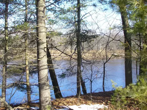 n1846 Harbor Road, Peshtigo, WI 54157