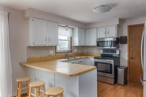 Kitchen - 3027 Cypress St, Appleton, WI 54915 photo 1 of 3