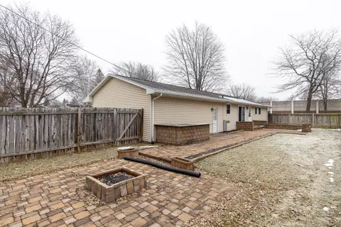 Exterior - 3027 Cypress St, Appleton, WI 54915 photo 2 of 7