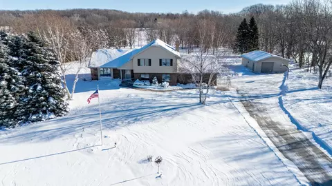 n6482 Lake Shore Drive, Hilbert, WI 54129