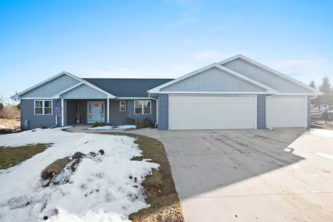 n2246 High Ridge Lane, New London, WI 54961