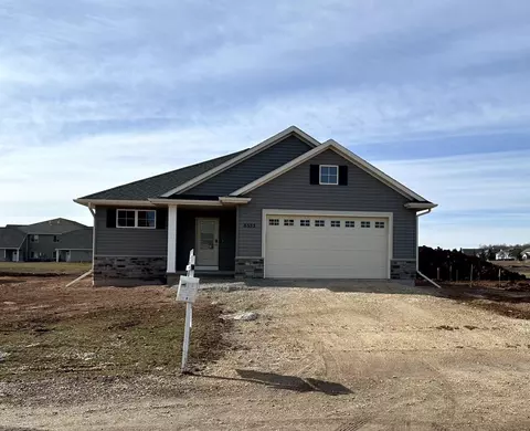 W6555 E Steamboat Lane, Appleton, WI 54915