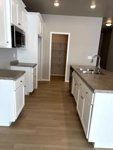 W6555 E Steamboat Lane, Appleton, WI 54915 photo 3