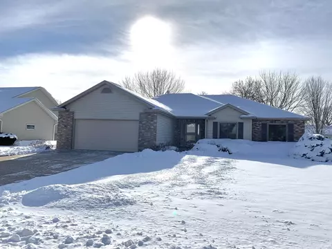 1287 Benjamin Ct, Neenah, WI 54956