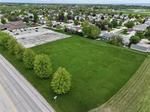 Jackson Street, Oshkosh, WI 54901