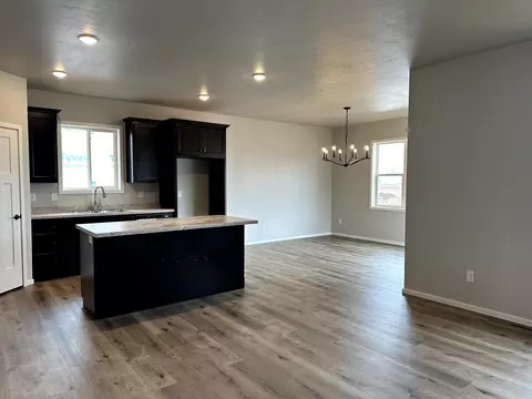 W6518 E Steamboat Lane, Appleton, WI 54915 photo 4