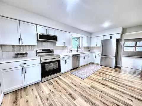 374 River Dr, Appleton, WI 54915 photo 10