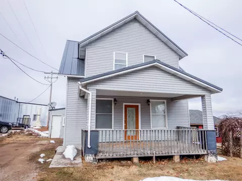 410 W Main St, Coleman, WI 54112