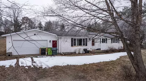 n1719 Frontage Road, Weyauwega, WI 54983