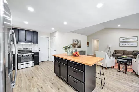Kitchen - n9576 Jade Court, Appleton, WI 54915 photo 2 of 4