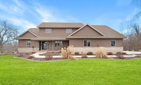 920 N Mill Rd, Chilton, WI 53014