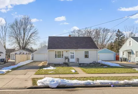 145 N Western Ave, Neenah, WI 54956