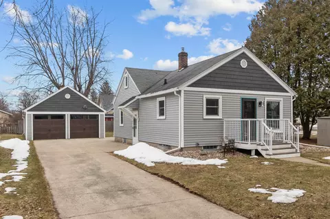 2024 N Appleton St, Appleton, WI 54911