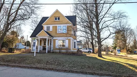 501 S Mill St, Weyauwega, WI 54983