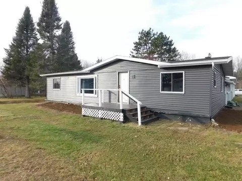 7919 Pine St, Argonne, WI 54511