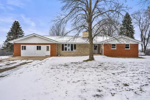 W7746 Grandview Road, Hortonville, WI 54944