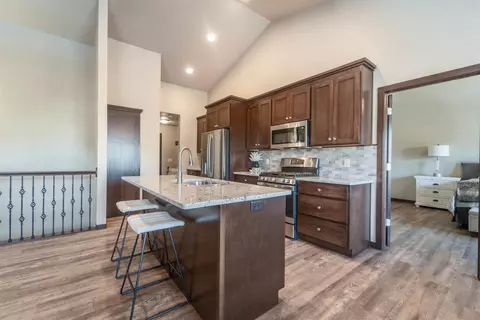 Kitchen - 2004 W Sugar Ln, Appleton, WI 54913 photo 1 of 2