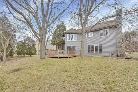 Exterior - 901 E Foxmoor Ln, Appleton, WI 54911 photo 9 of 12