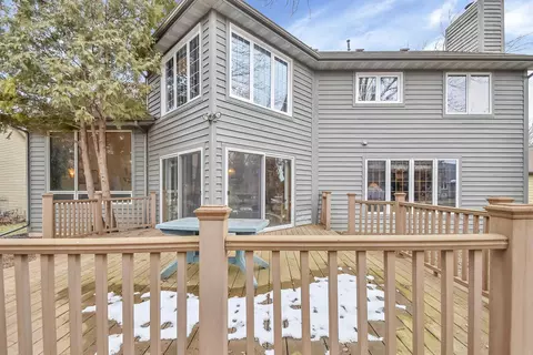 Exterior - 901 E Foxmoor Ln, Appleton, WI 54911 photo 10 of 12