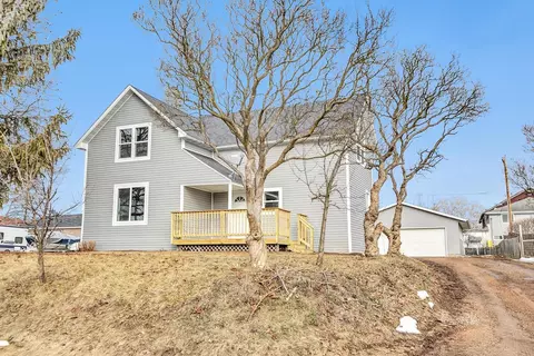 228 River St, Oconto Falls, WI 54154