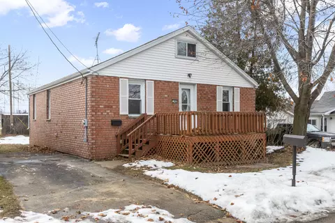 460 Monroe St, Oconto Falls, WI 54154