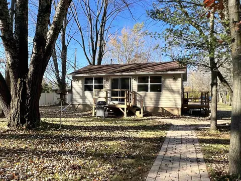 n5278 Old 54 Road, Shiocton, WI 54170