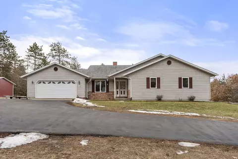 w5971 County Road H, Wild Rose, WI 54984