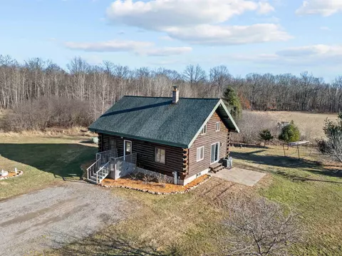 8693 Hoffman Rd, Pittsville, WI 54466