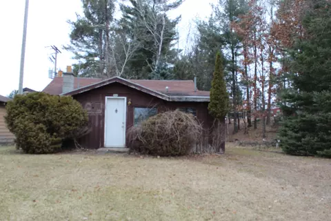 916 Mira Ave, Crivitz, WI 54114