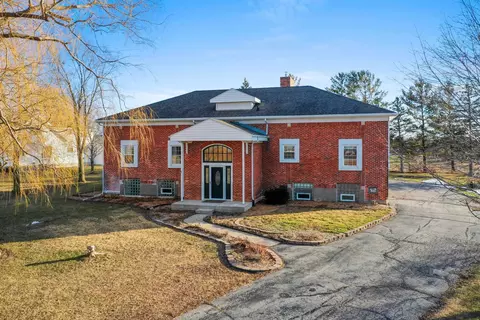 5008 Shirley Rd, Denmark, WI 54208