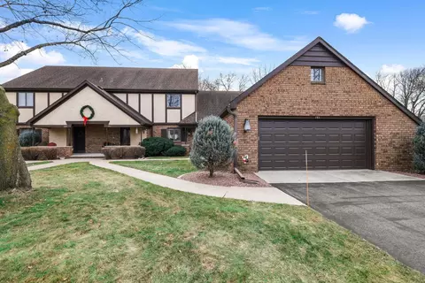 151 Harrys Gtwy, Appleton, WI 54914
