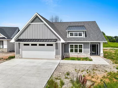 547 Lemere Ct, Howard, WI 54313