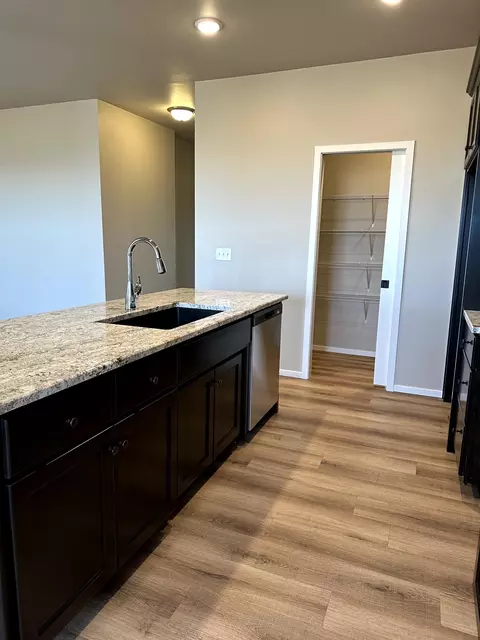 W6548 E Steamboat Lane, Appleton, WI 54915 photo 5