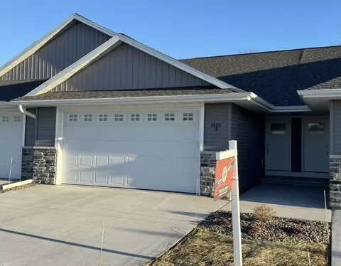 4802 N Marlo Way #19, Appleton, WI 54913