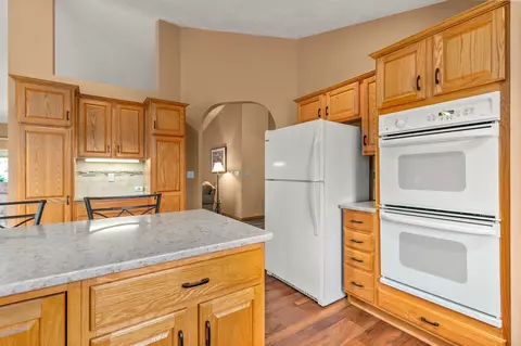 Kitchen - n9129 Mountainash Lane, Appleton, WI 54915 photo 4 of 5