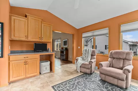 Living - n9129 Mountainash Lane, Appleton, WI 54915 photo 3 of 4