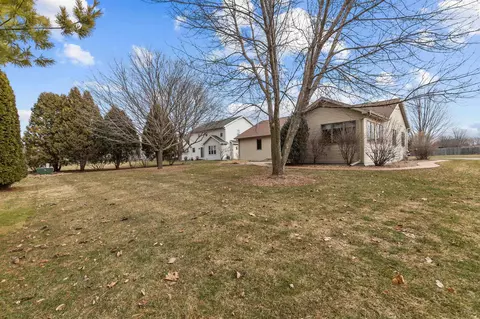 Exterior - n9129 Mountainash Lane, Appleton, WI 54915 photo 4 of 6