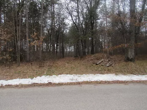 johnson falls court, Crivitz, WI 54114