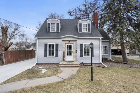 648 Grove St, Neenah, WI 54956