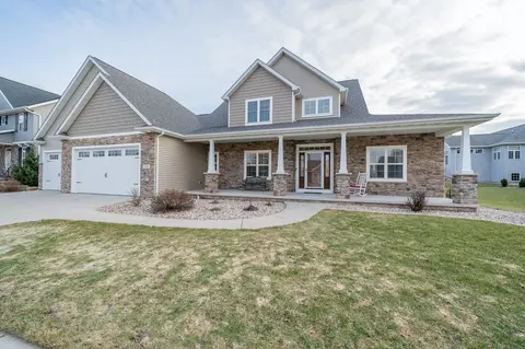 Exterior - 219 E Bluewater Way, Appleton, WI 54913 photo 12 of 12