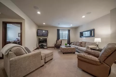 Living - 219 E Bluewater Way, Appleton, WI 54913 photo 7 of 7