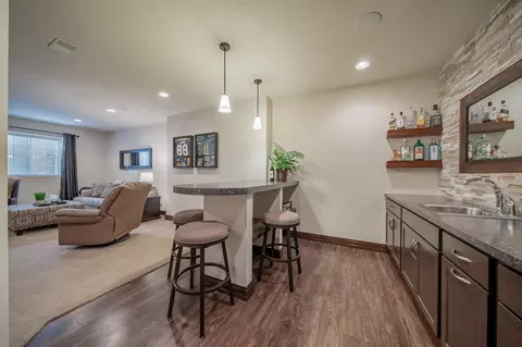 Dining - 219 E Bluewater Way, Appleton, WI 54913 photo 3 of 3