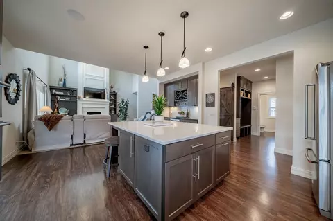 Kitchen - 219 E Bluewater Way, Appleton, WI 54913 photo 3 of 7