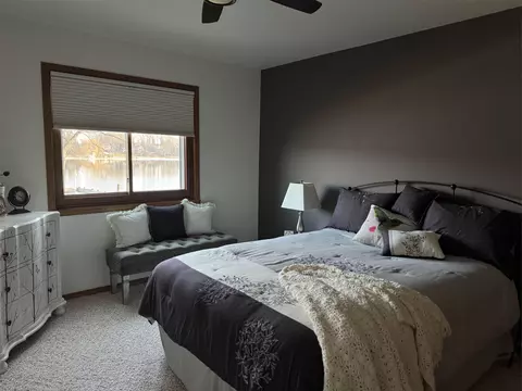 Bedroom - 2486 Stroebe Island Dr, Appleton, WI 54914 photo 4 of 5